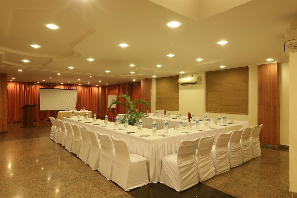 Hôtel Corporate Regency à New Delhi Extérieur photo